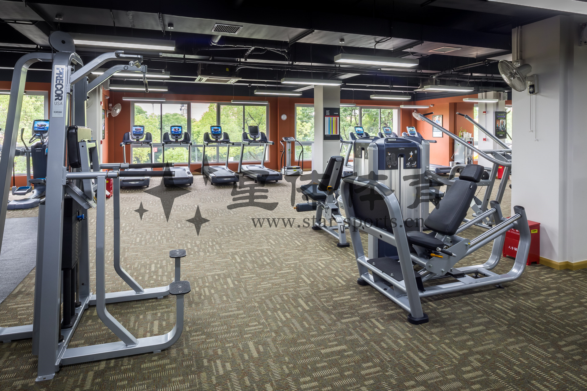 女生常用健身器材