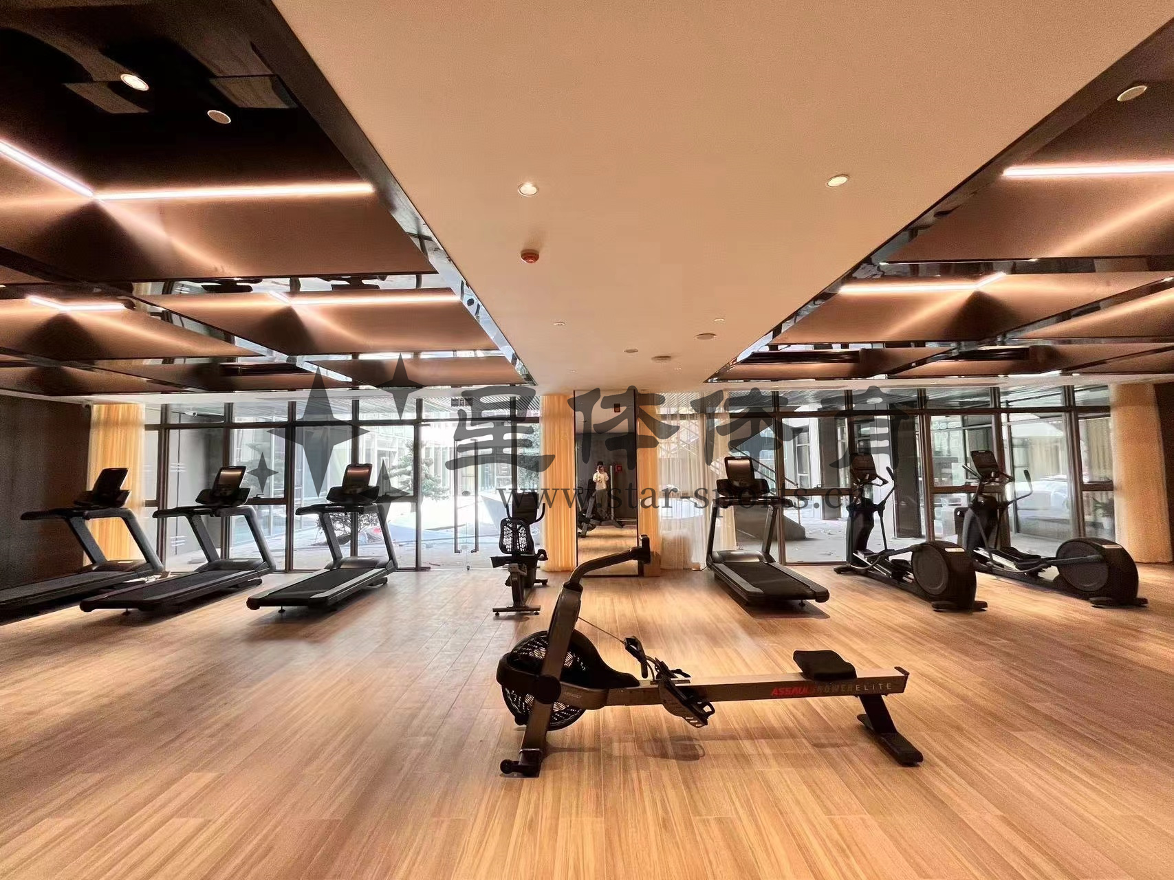 可以让懒人瘦大腿健身器材有哪些