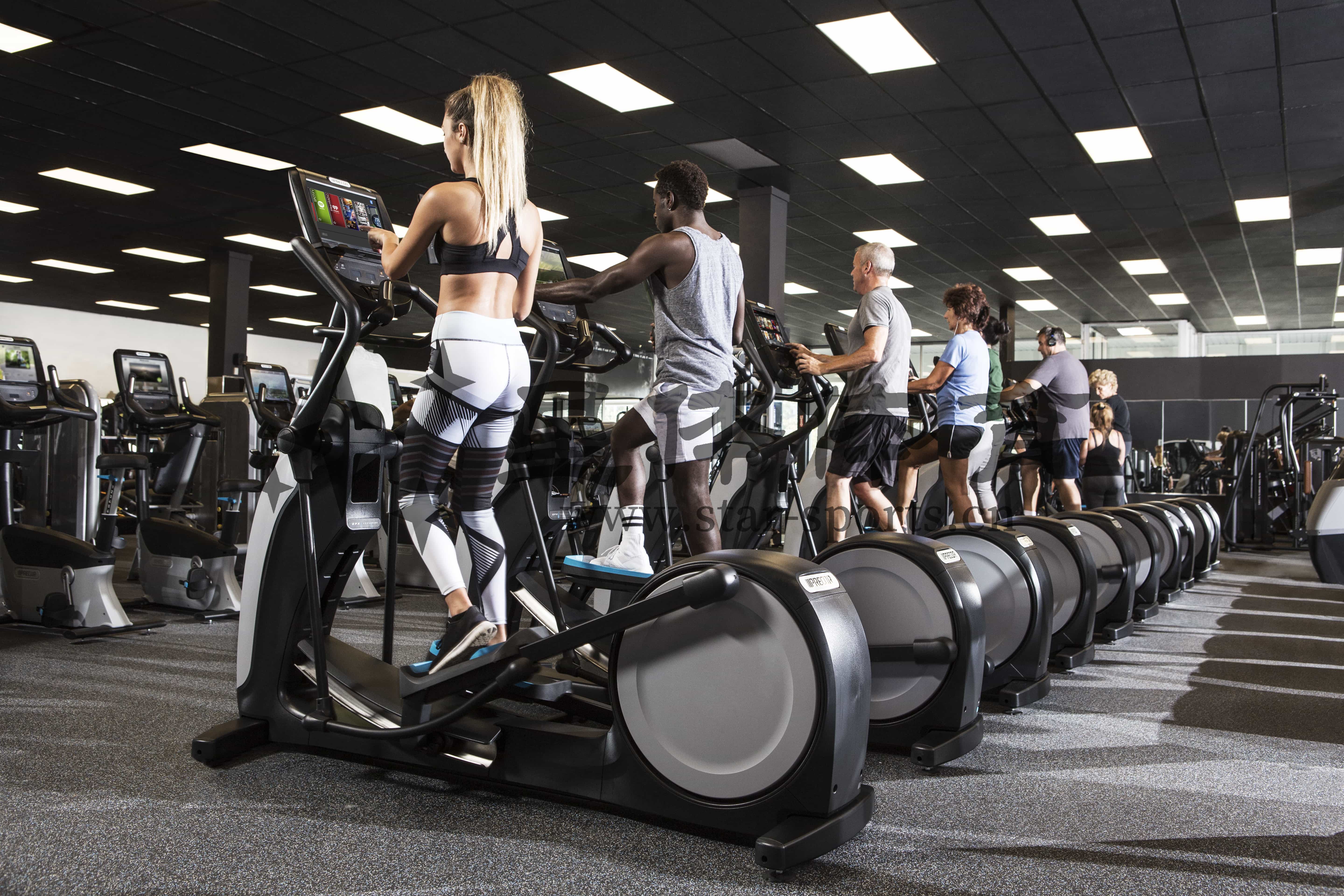 怎样正确的使用椭圆机健身