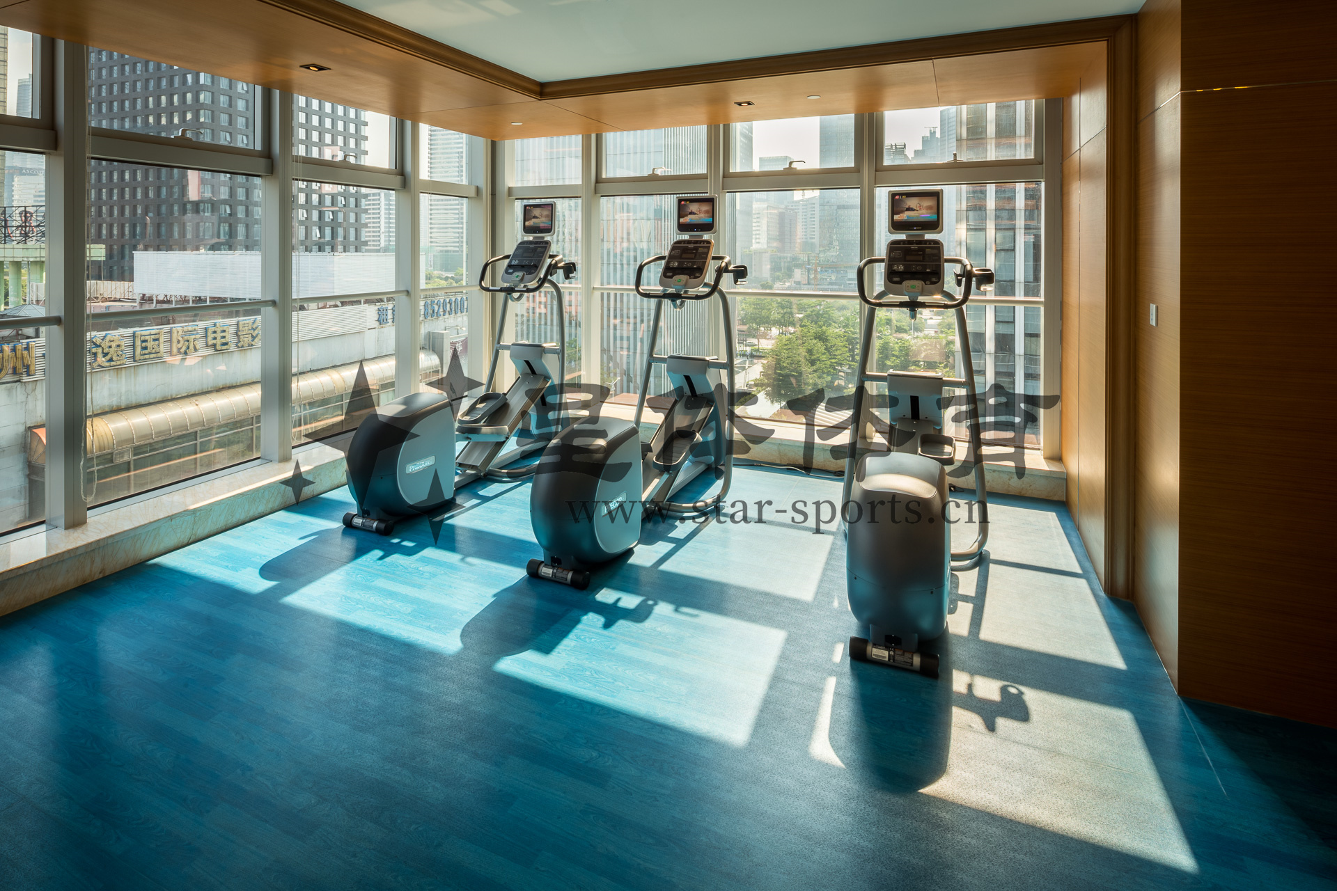 健身器材椭圆机属于有氧运动吗