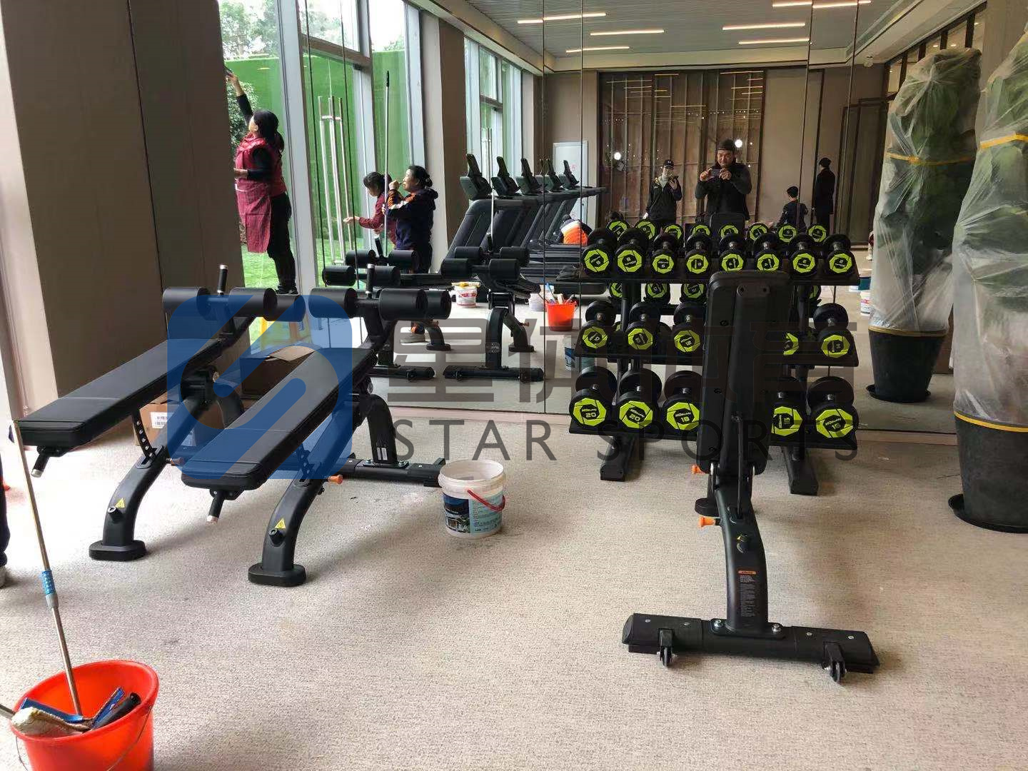 练腰腹的健身器材有哪些