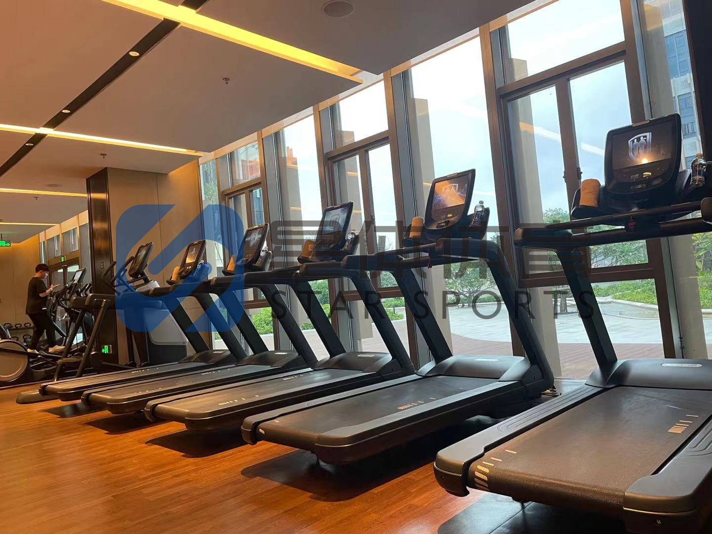 健身器材坐式二头肌训练机健身有哪些好处