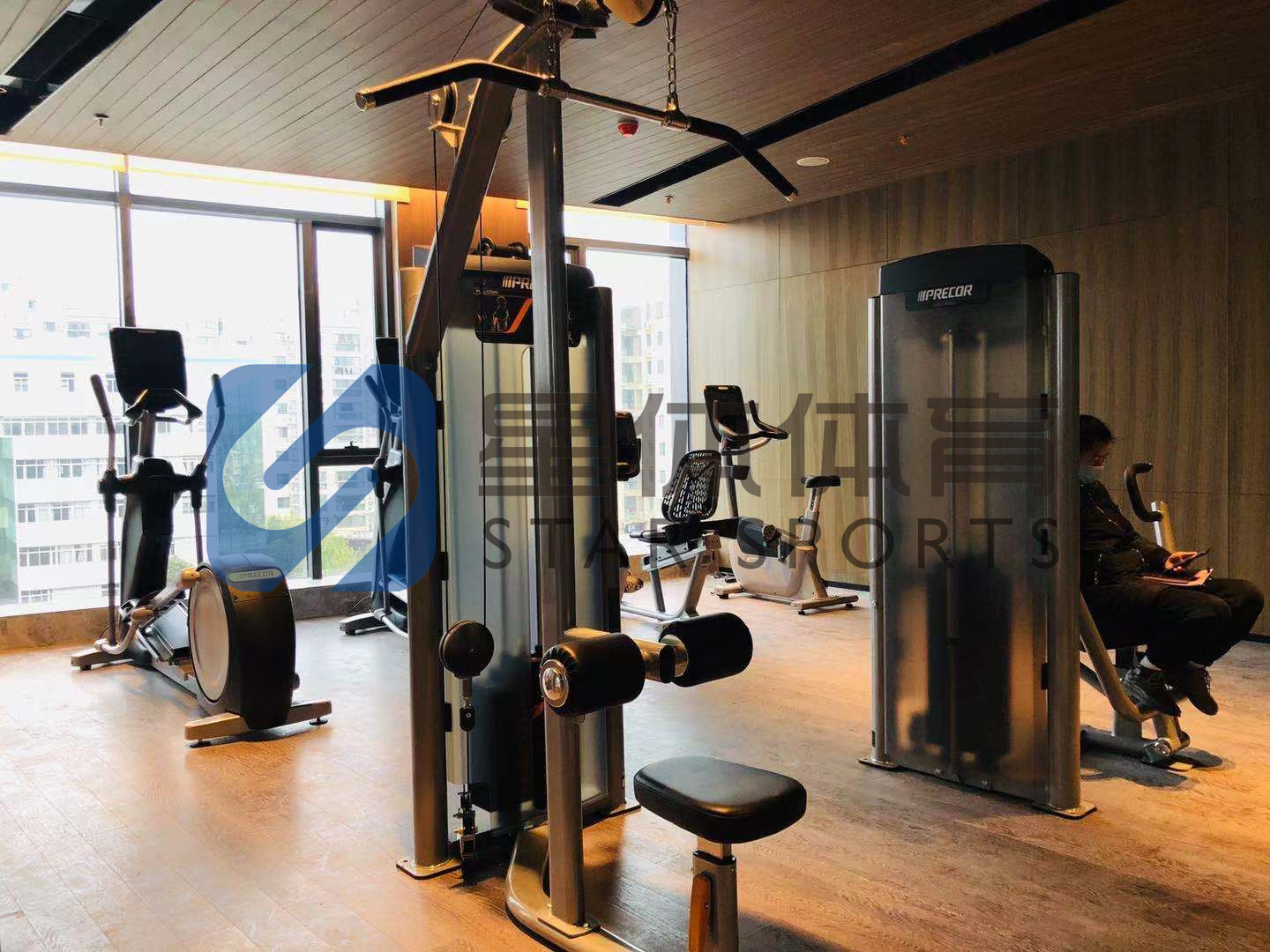 健身器材坐式高拉训练机有哪些优点