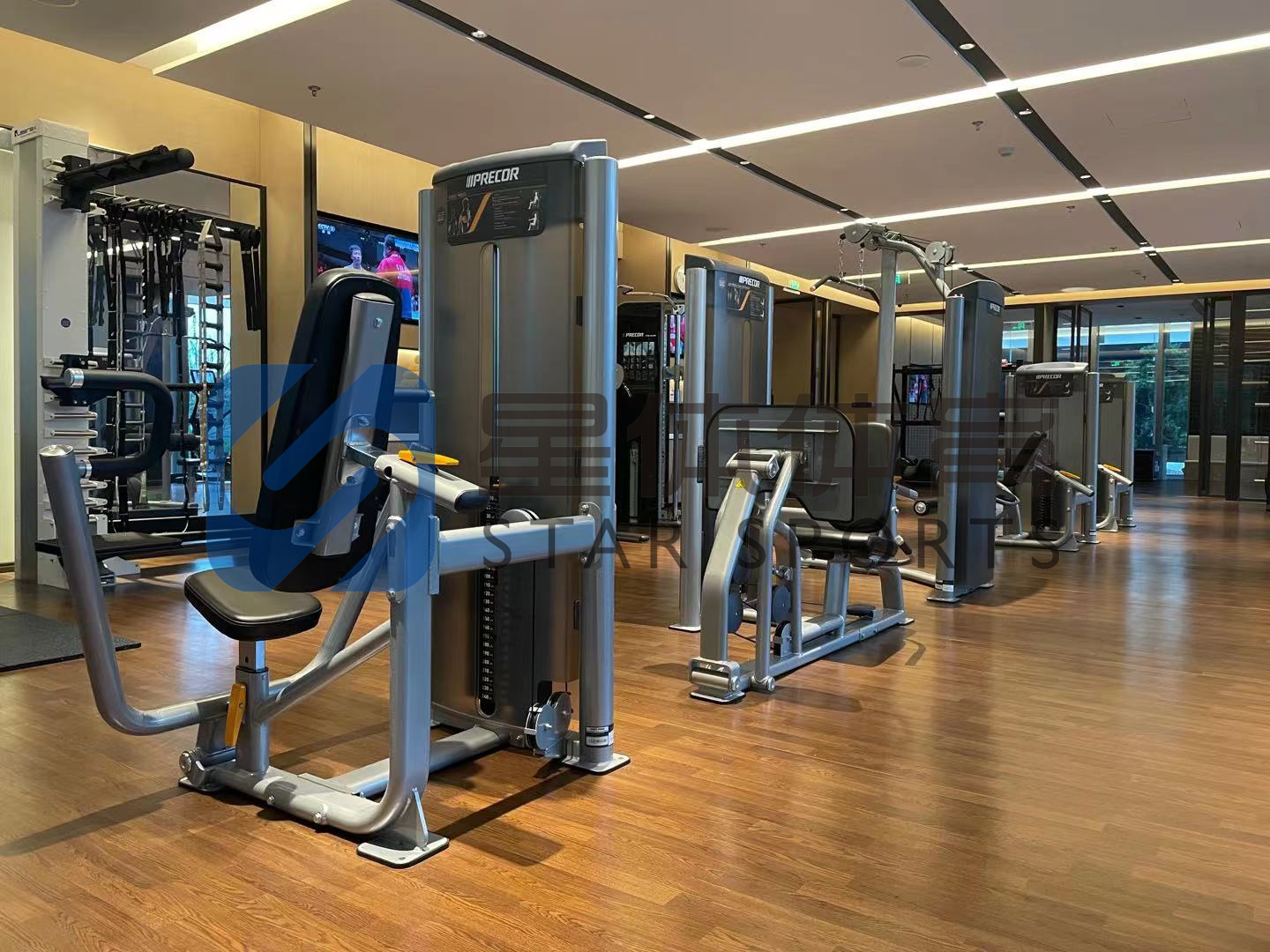 健身器材坐姿伸腿训练器有哪些优点