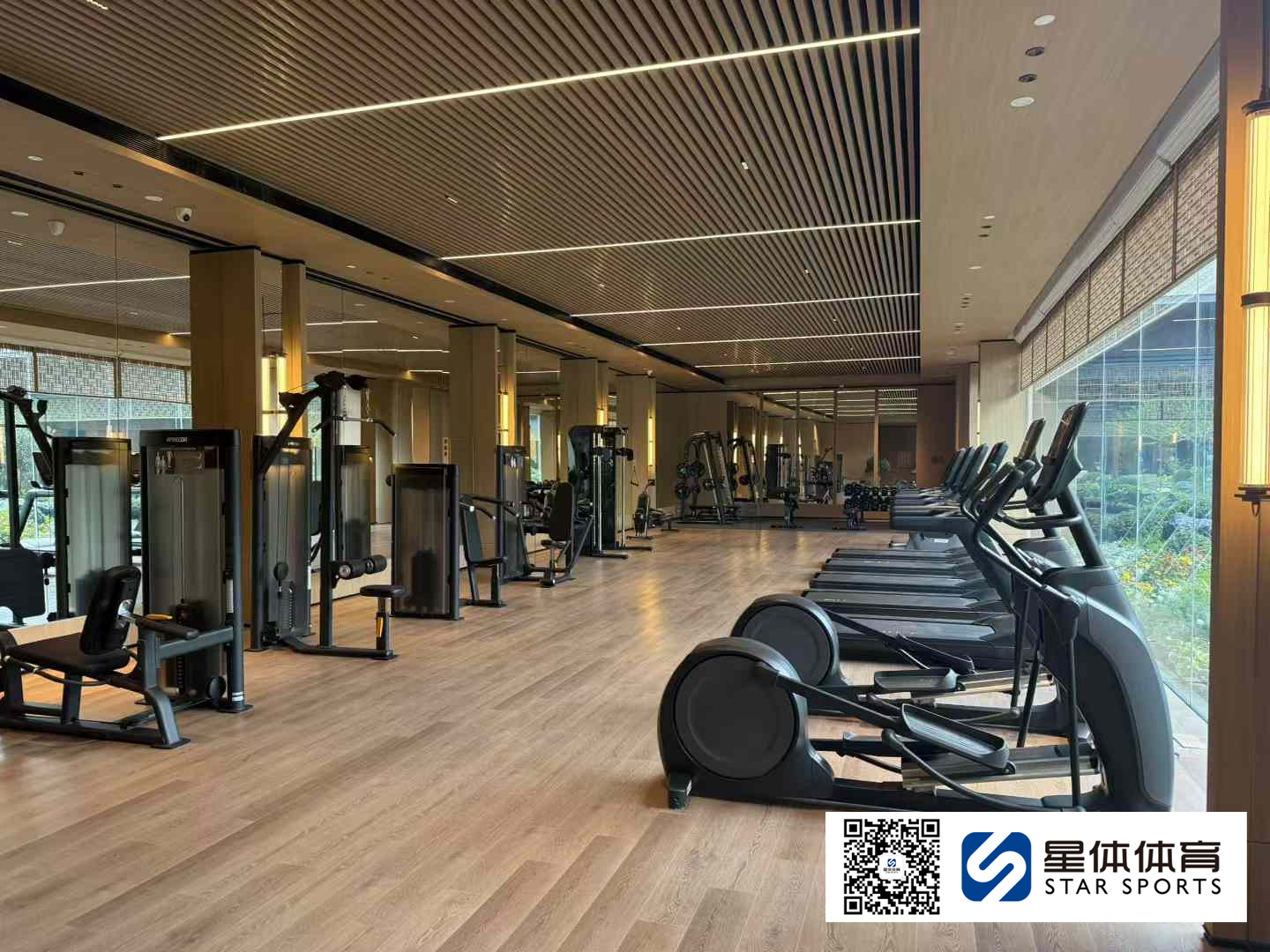 健身器材坐式二头肌训练机使用建议