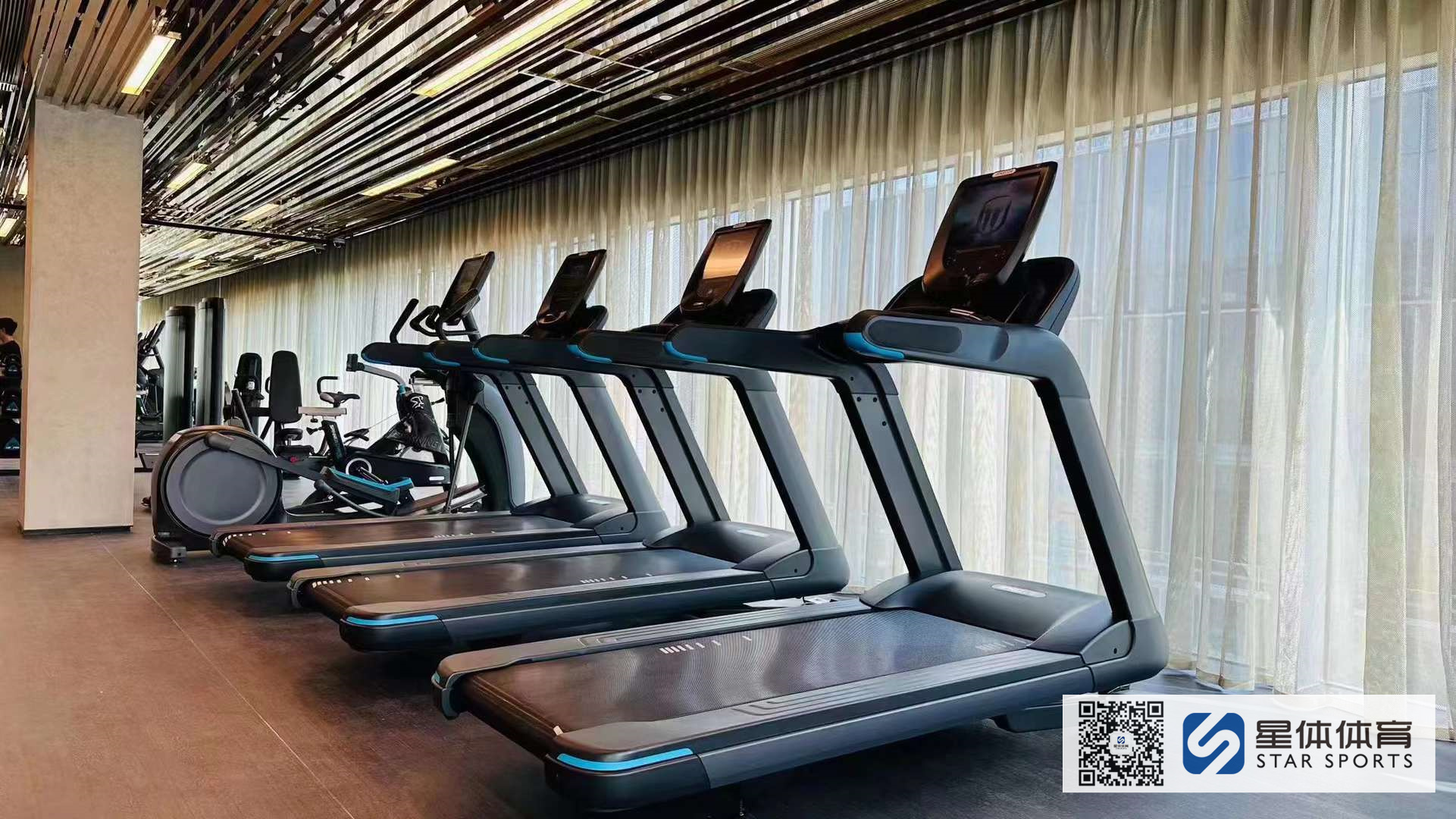 健身器材坐式蹬腿训练器使用建议